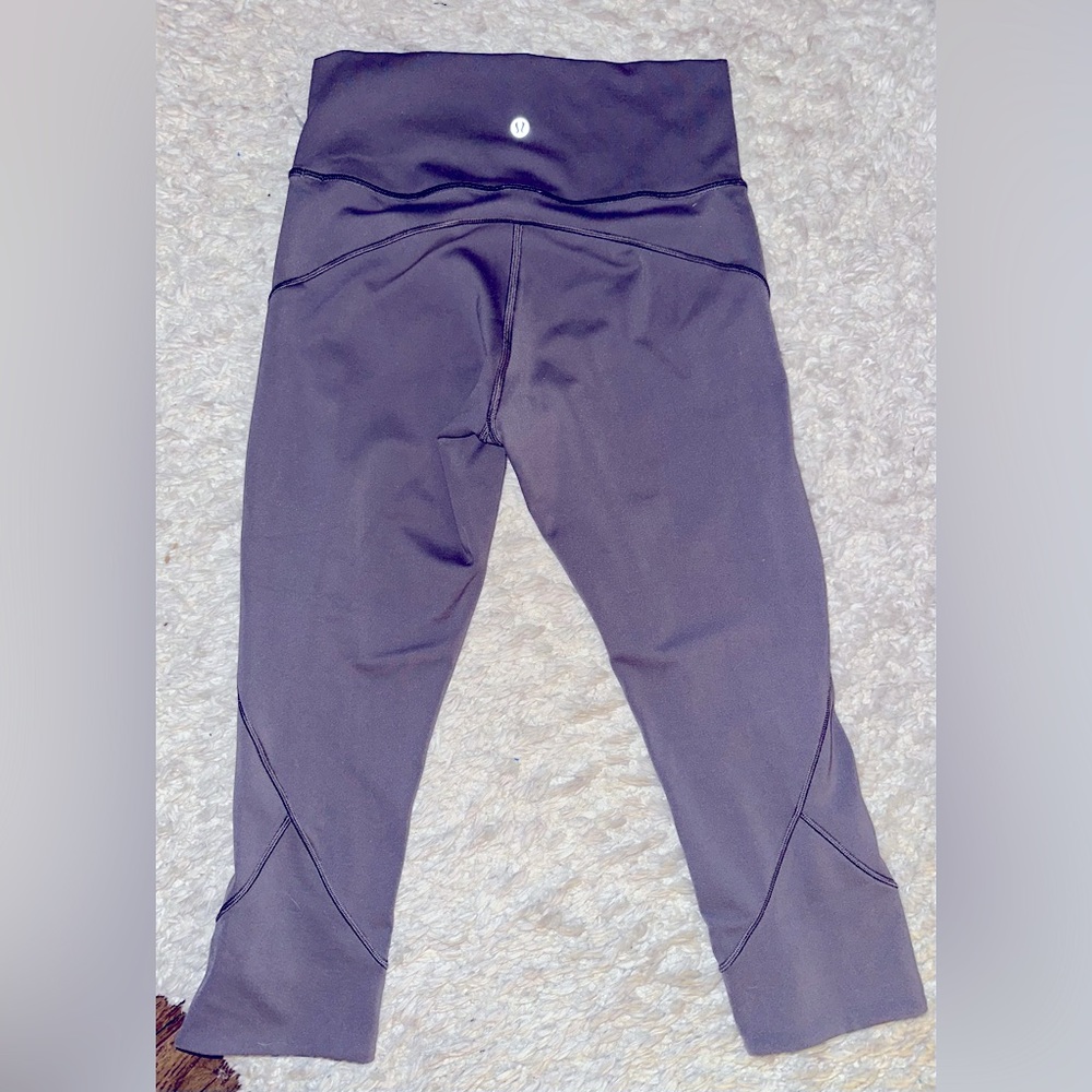 Lululemon yoga pants